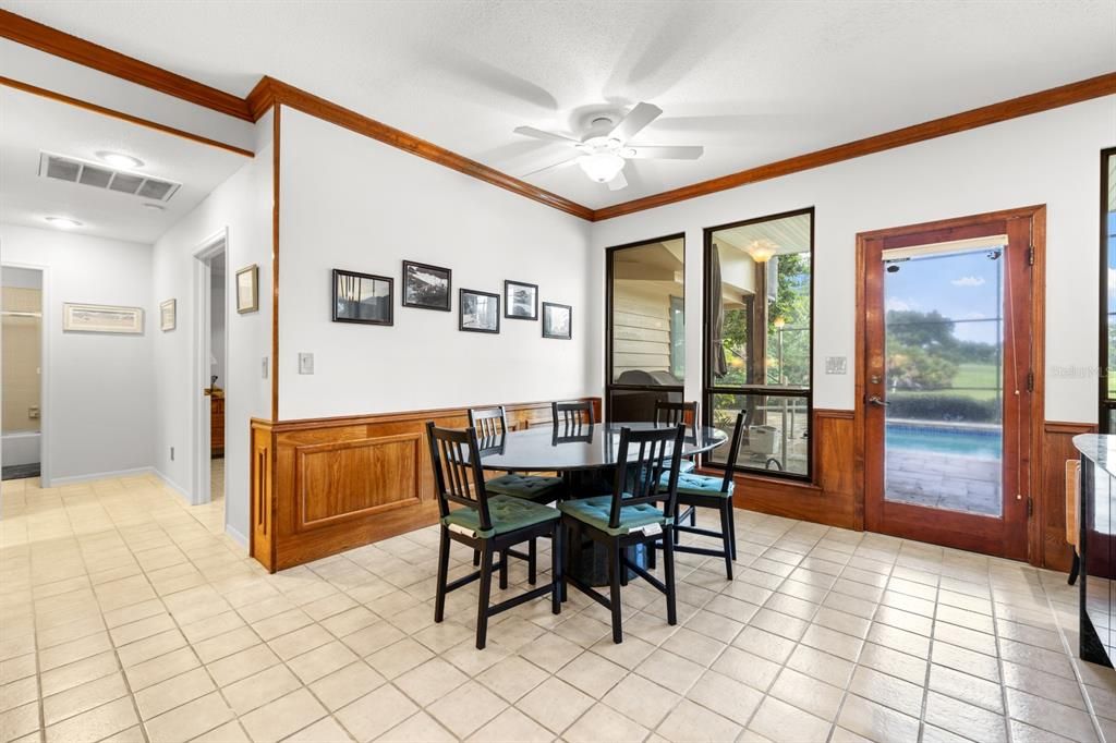 Dining room, Interior