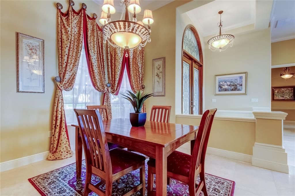 Chandelier, Dining room, Interior, Pendant Lights