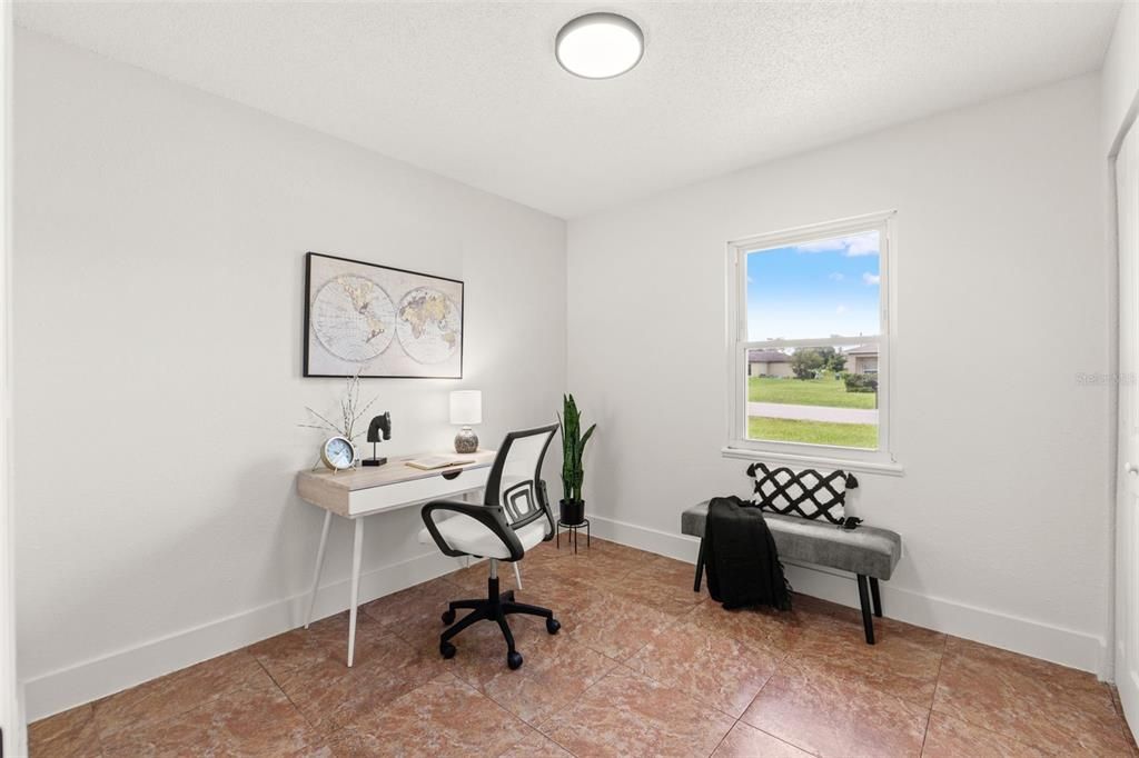 Home Office, Interior