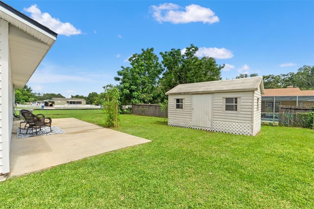 Backyard, Exterior