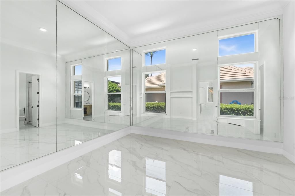 Empty room, Interior, Marble, Recessed Lighting