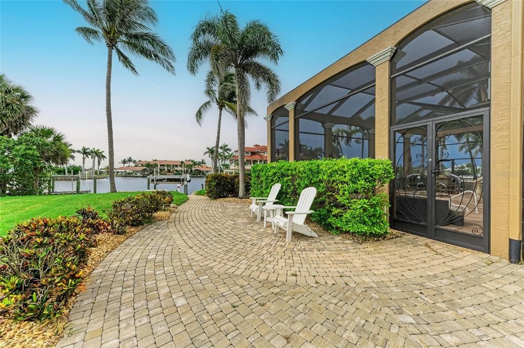 Exterior, Water