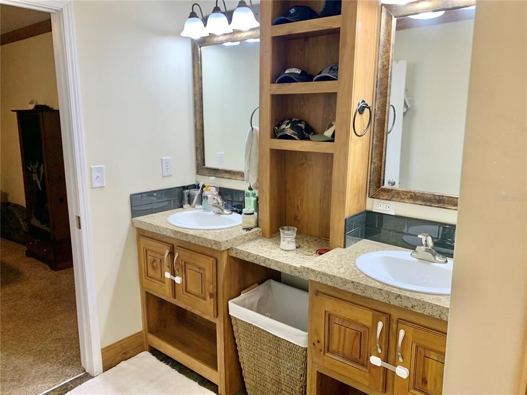 Bathroom, Dual Sink Vanities, Interior