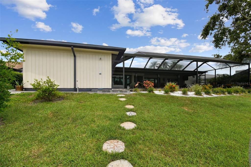 Backyard, Exterior