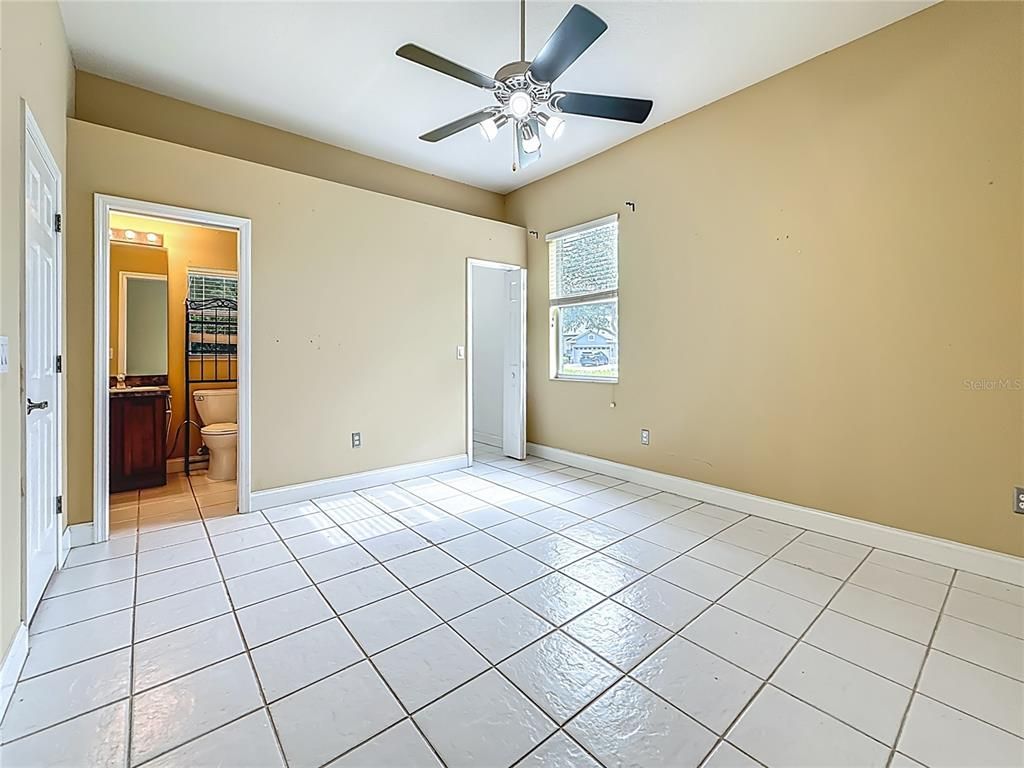 Bathroom, Empty room, Interior