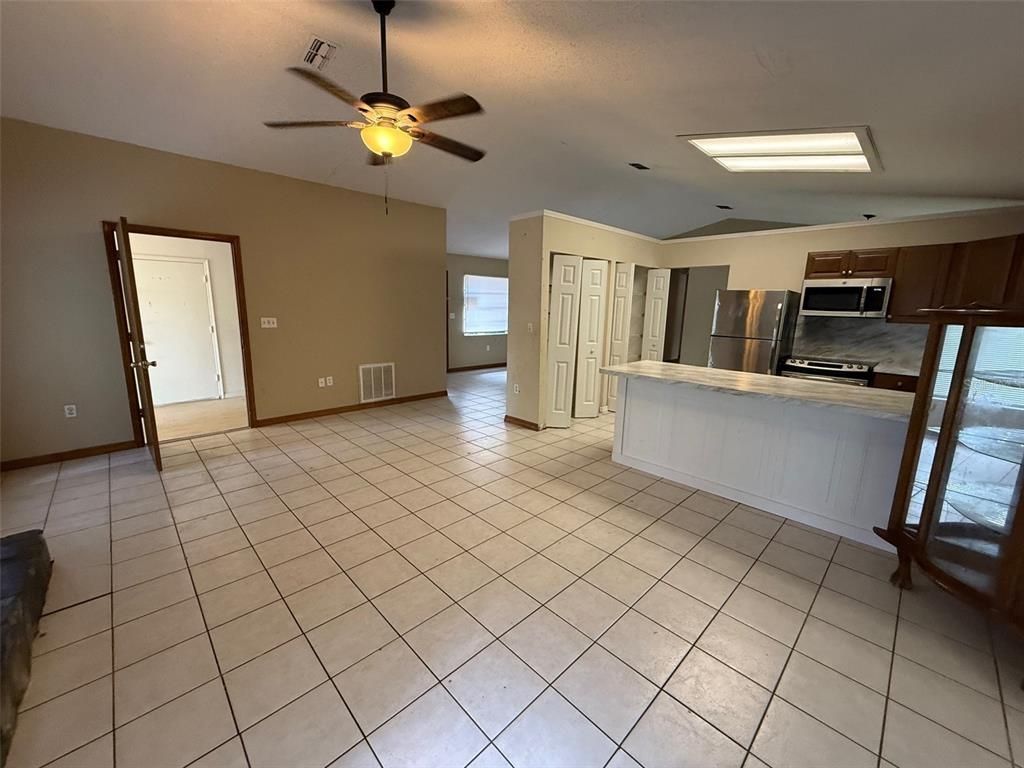 Interior, Kitchen, Stainless Steel Appliances