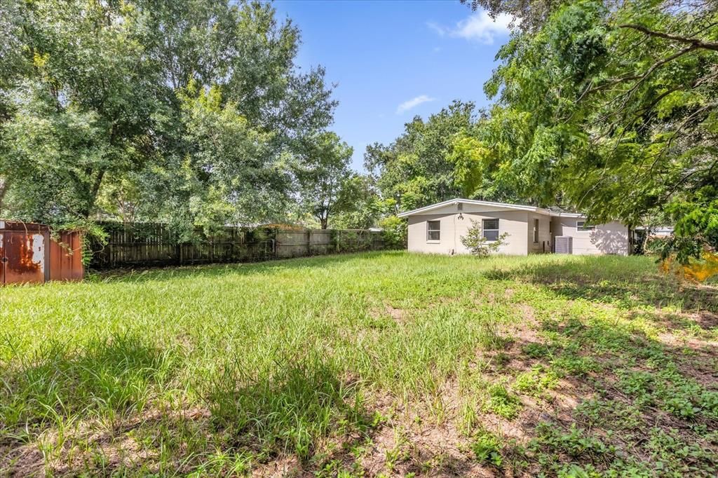 Backyard, Exterior