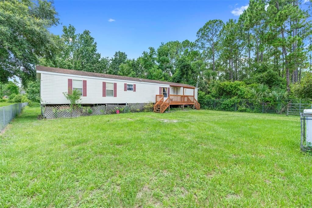Backyard, Exterior