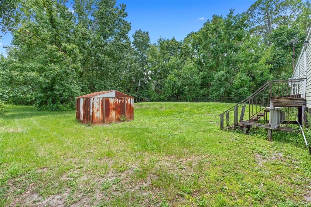 Backyard, Exterior
