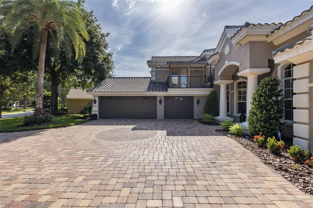 Attached, Exterior, Facade, Mediterranean