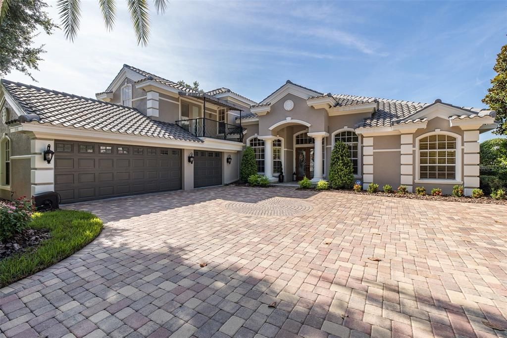 Attached, Exterior, Facade, Mediterranean