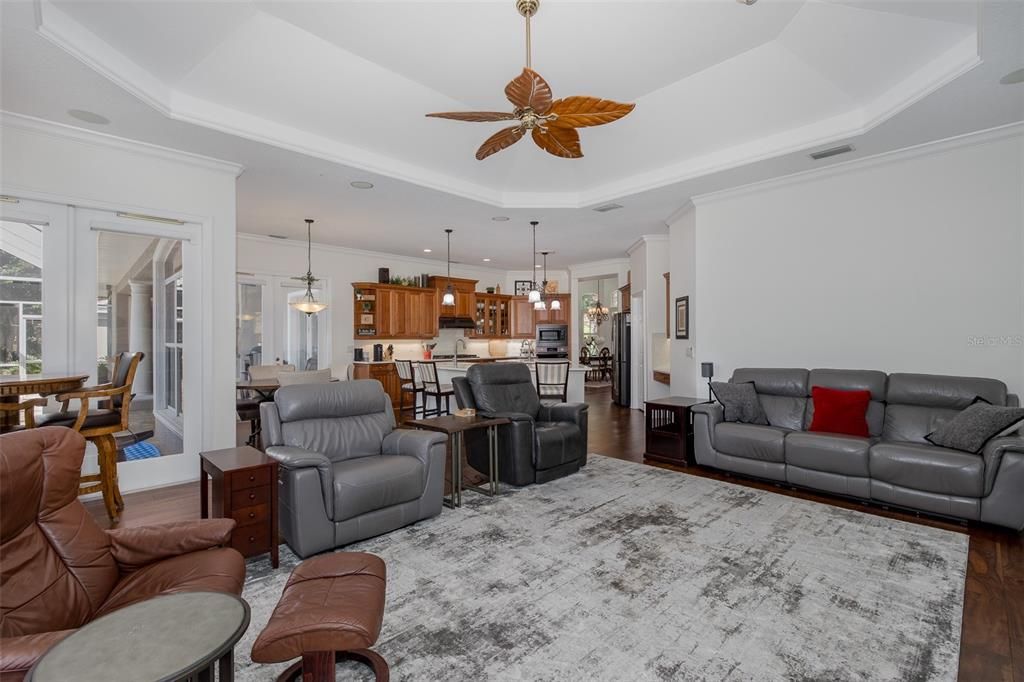 Dining room, Interior, Kitchen, Living room, Pendant Lights, Recessed Lighting, Stainless Steel Appliances, Wood Texture Flooring