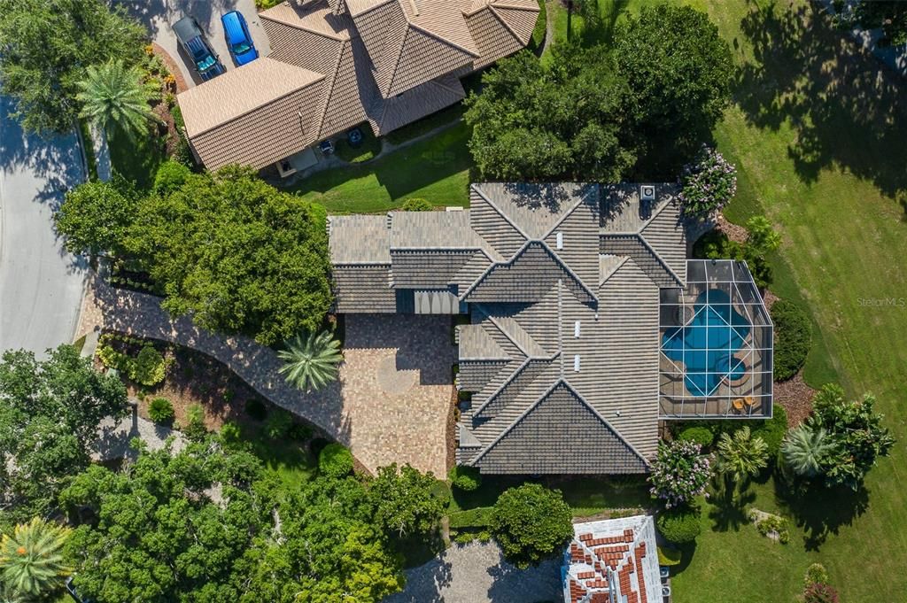 Exterior, Drone
