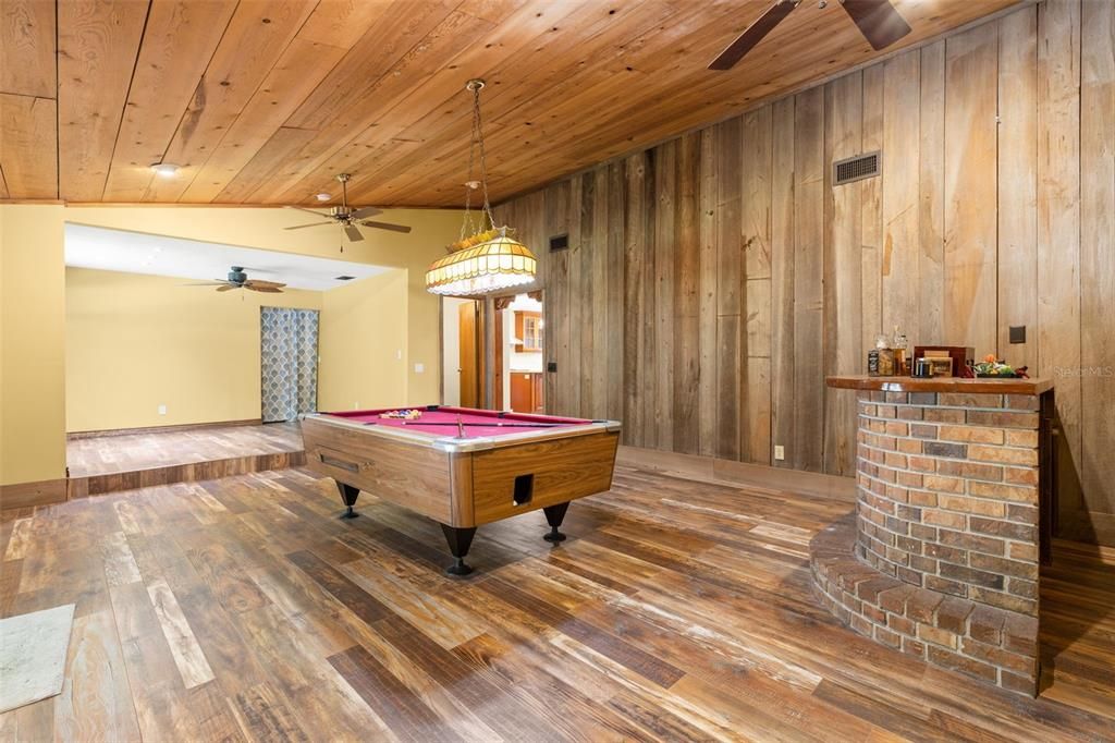 Billiard Table, Game Room, Interior, Pendant Lights, Wooden Ceilings, Wood Texture Flooring, Wooden Walls