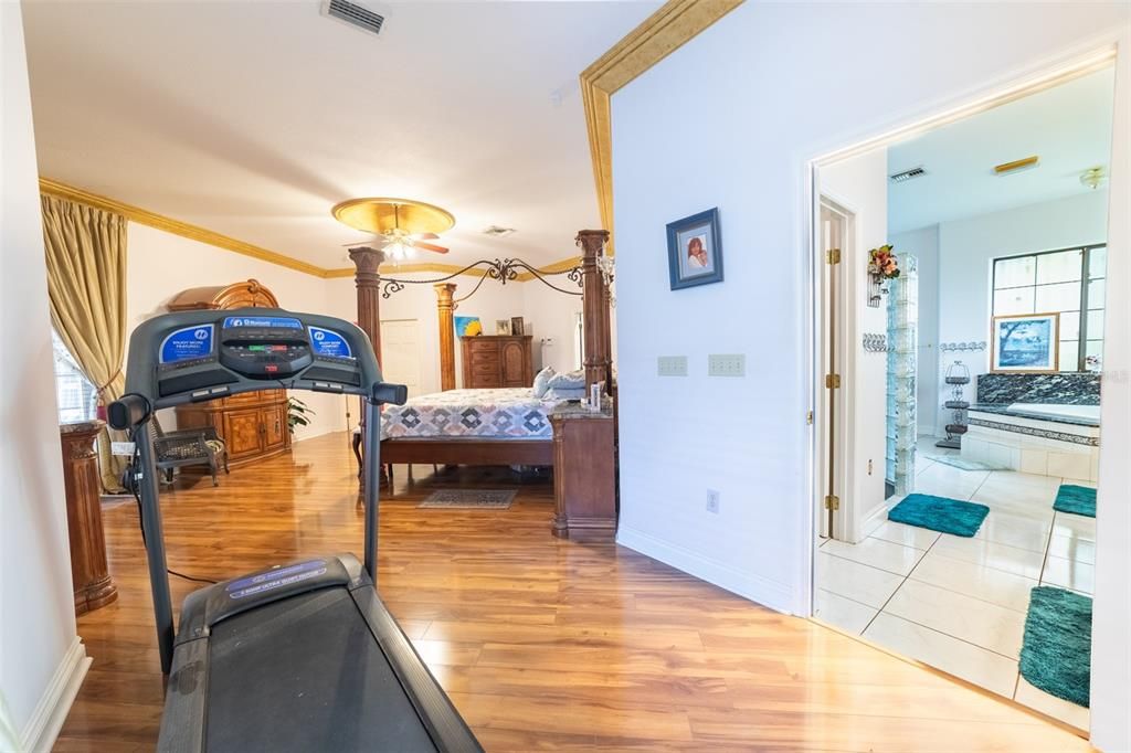Bedroom, Fitness Equipment, Interior, Wood Texture Flooring