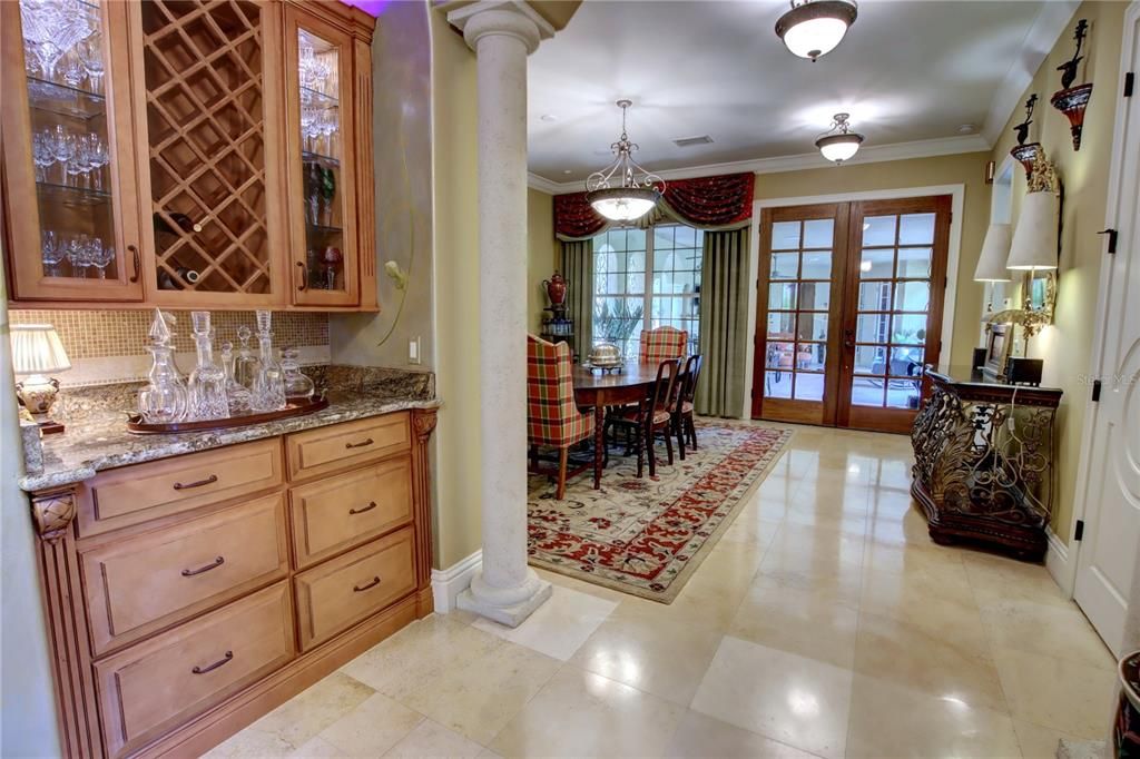 Chandelier, Dining room, Interior, Pendant Lights