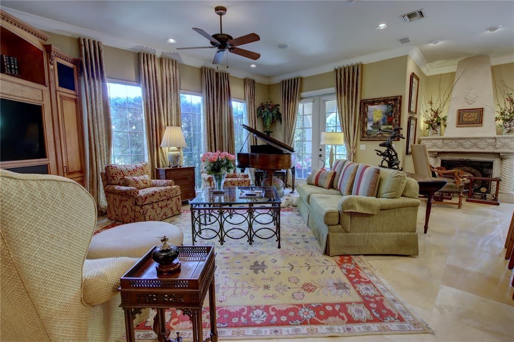 Fireplace, Interior, Living room, Piano, Recessed Lighting
