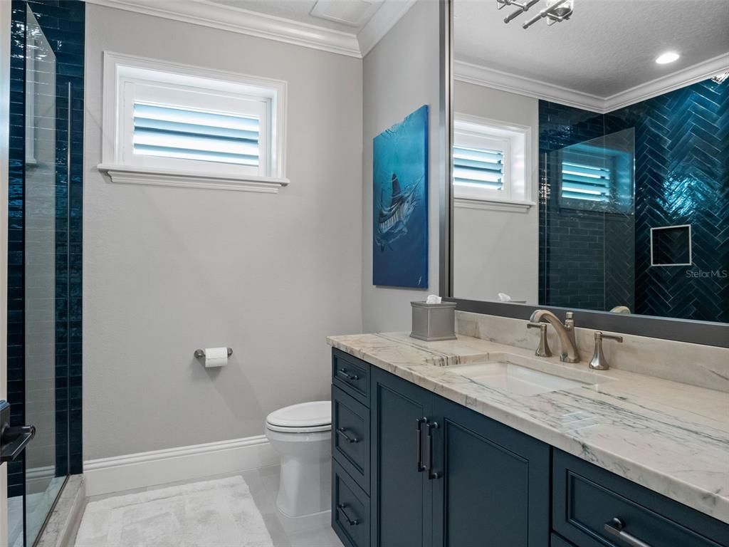 Bathroom, Interior, Recessed Lighting
