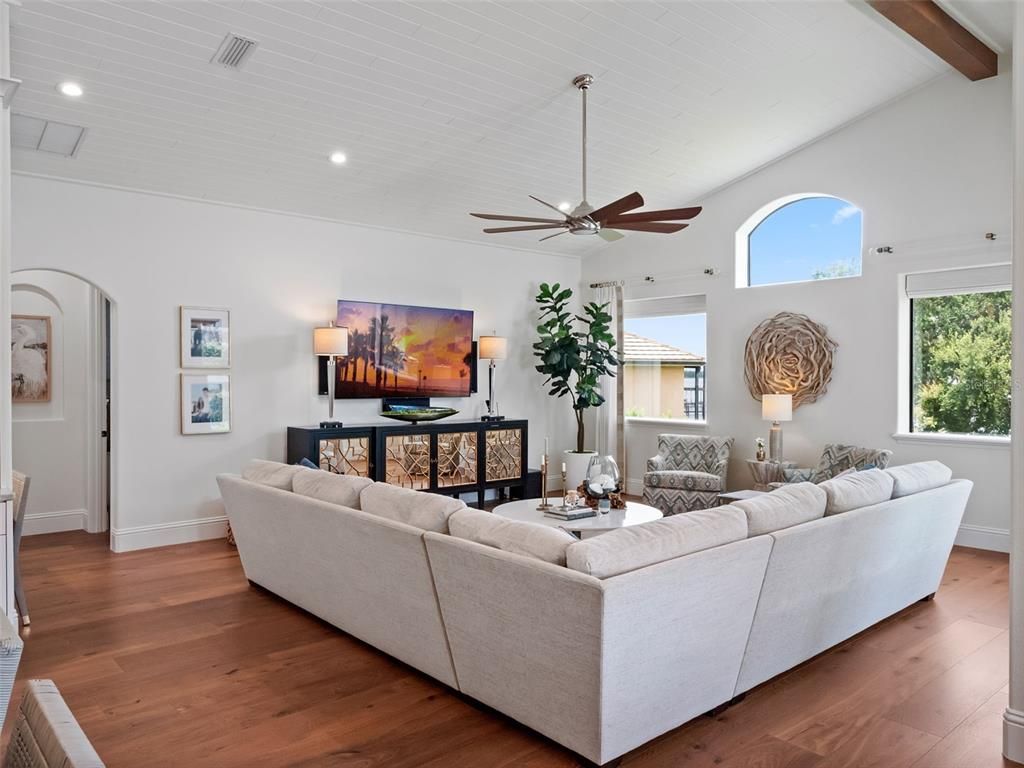 Interior, Living room, Recessed Lighting, Wooden Beams, Wood Texture Flooring