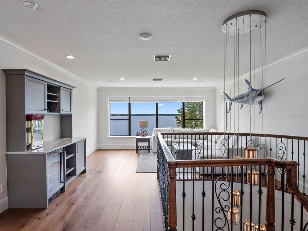 Interior, Pendant Lights, Recessed Lighting, Water, Wood Texture Flooring