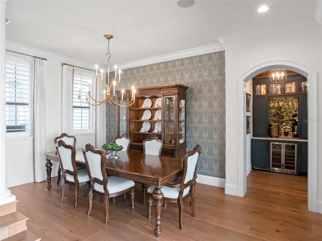 Chandelier, Dining room, Interior, Recessed Lighting, Wood Texture Flooring