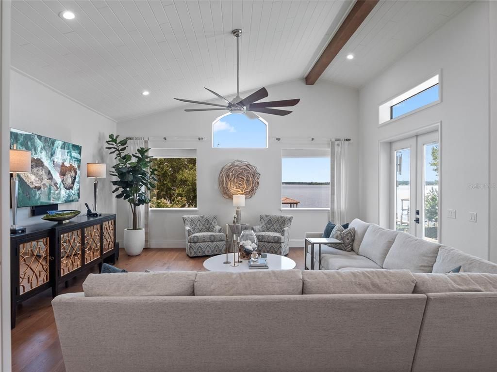 Interior, Living room, Recessed Lighting, Wooden Beams, Wood Texture Flooring