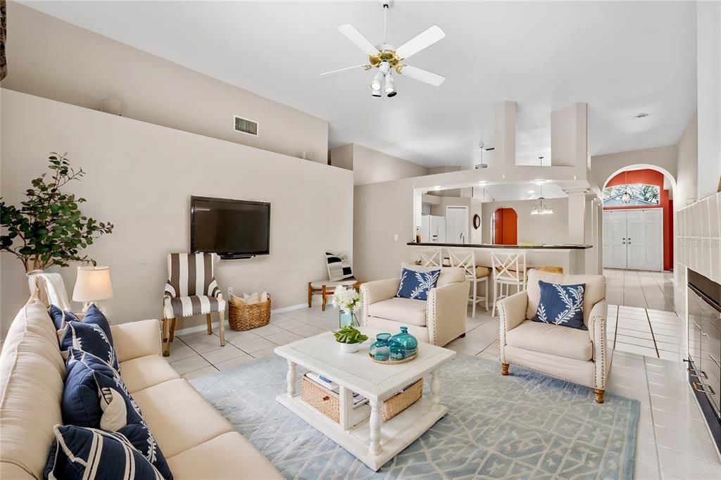 Dining room, Interior, Kitchen, Living room
