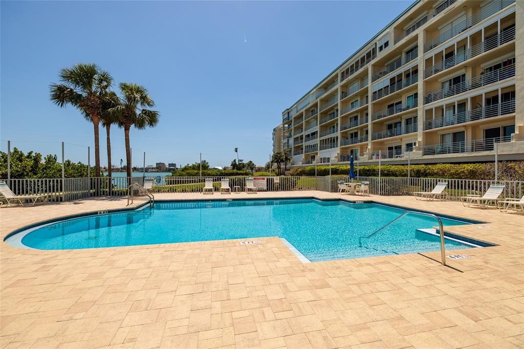 Exterior, Pool