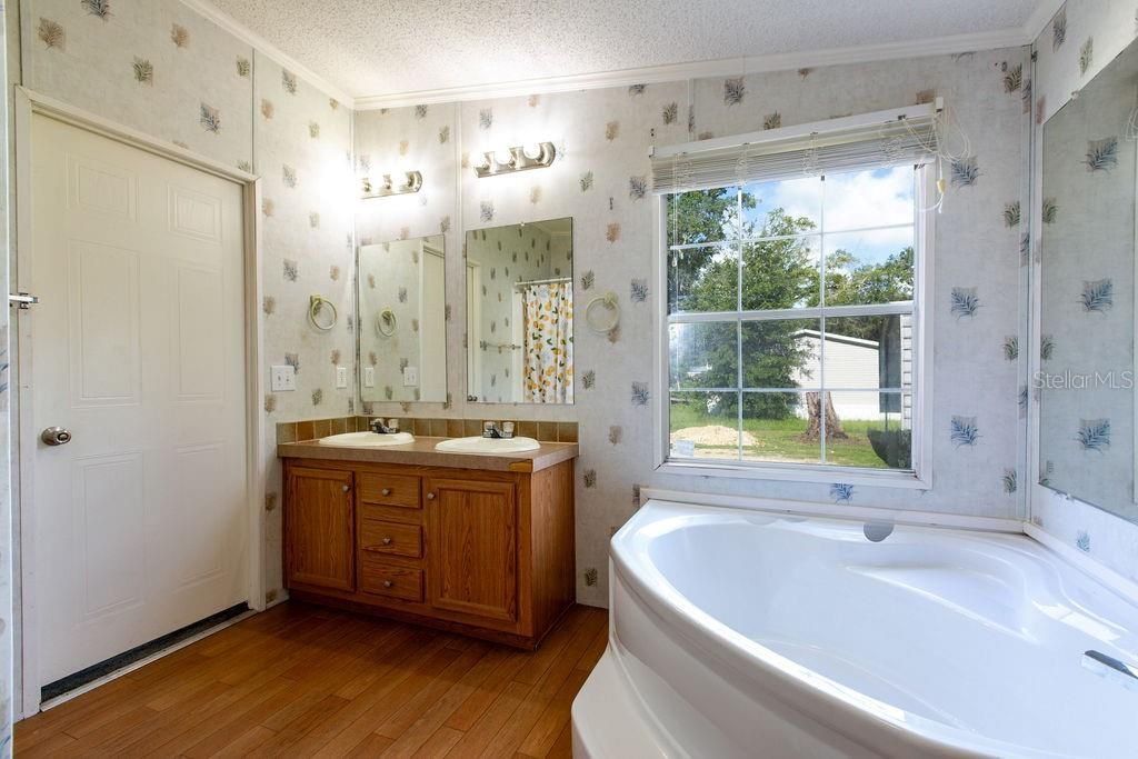Bathroom, Interior, Wood Texture Flooring