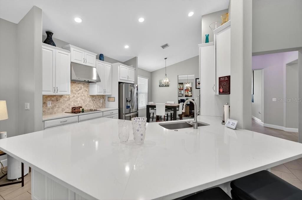 Chandelier, Dining room, Interior, Kitchen, Pendant Lights, Recessed Lighting, Stainless Steel Appliances