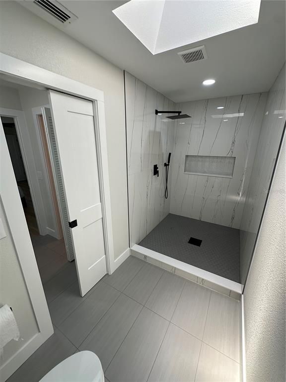 Bathroom, Interior, Marble Walls, Recessed Lighting