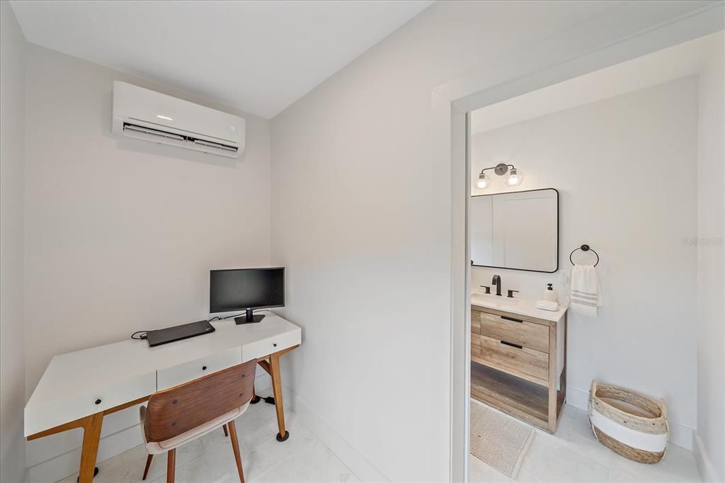 Bathroom, Home Office, Interior
