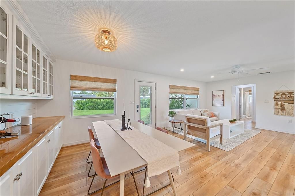 Dining room, Interior, Living room, Recessed Lighting, Wood Texture Flooring