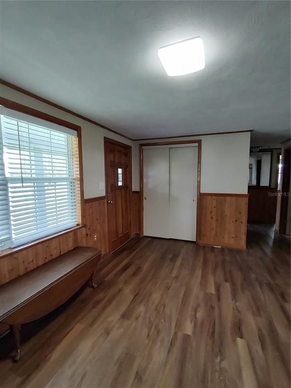 Empty room, Interior, Wood Texture Flooring, Wooden Walls