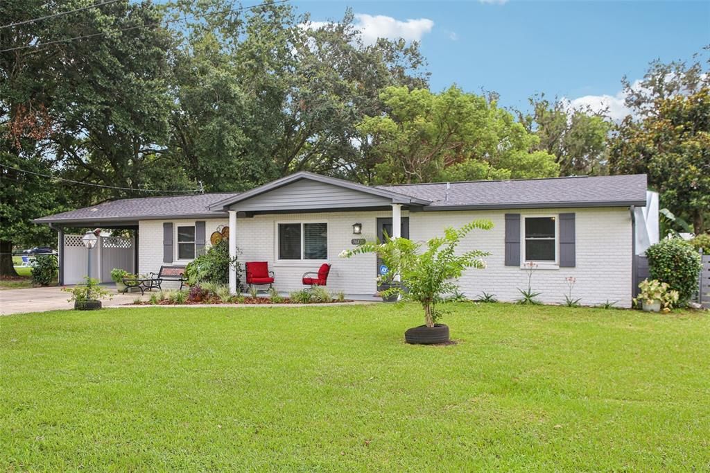 Backyard, Exterior, Facade, Ranch