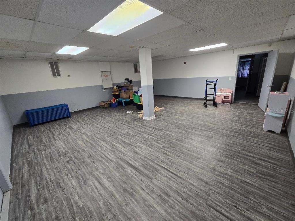 Fitness Equipment, Interior, Recessed Lighting