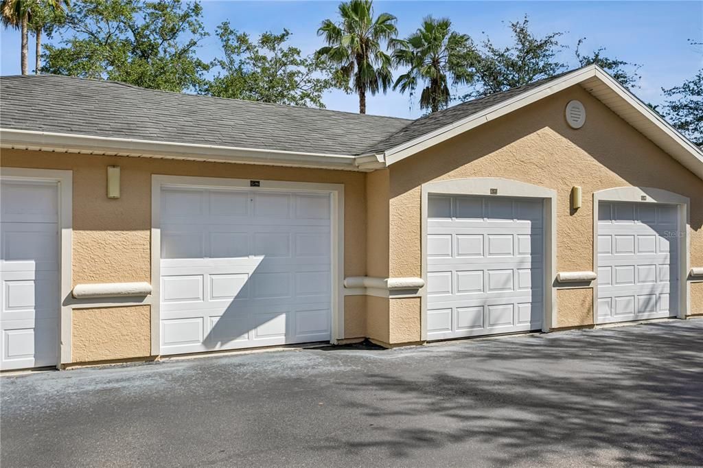 Detached Garage, Exterior