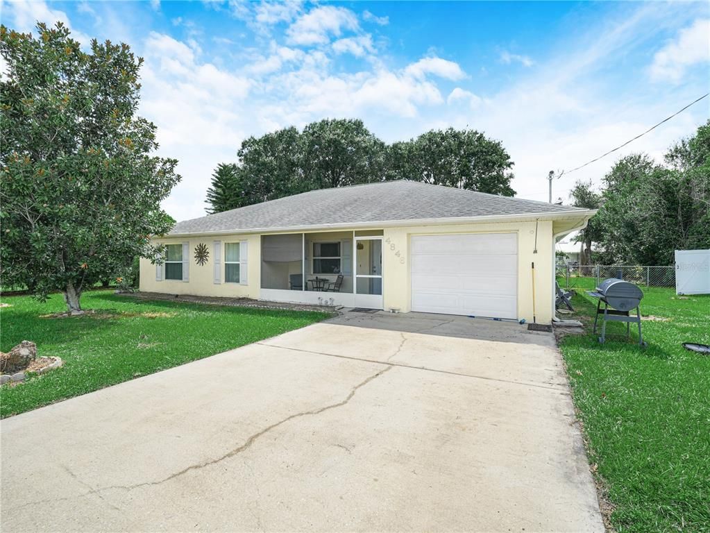 Attached, Backyard, Exterior, Facade, Ranch