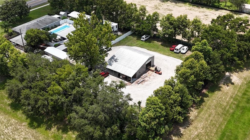 Exterior, Drone