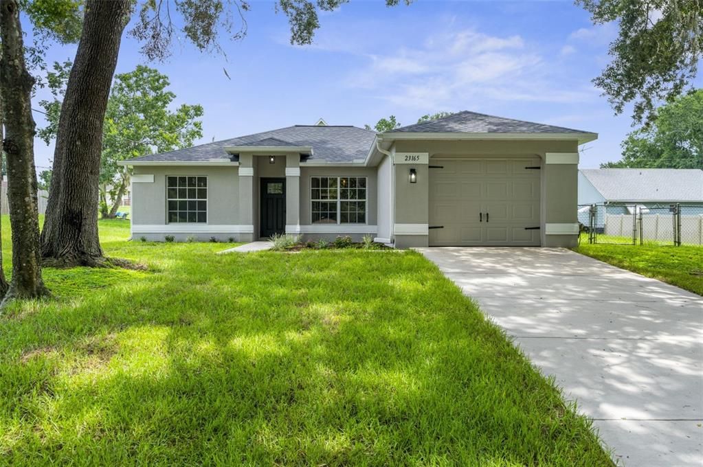 Attached, Backyard, Exterior, Facade, Ranch