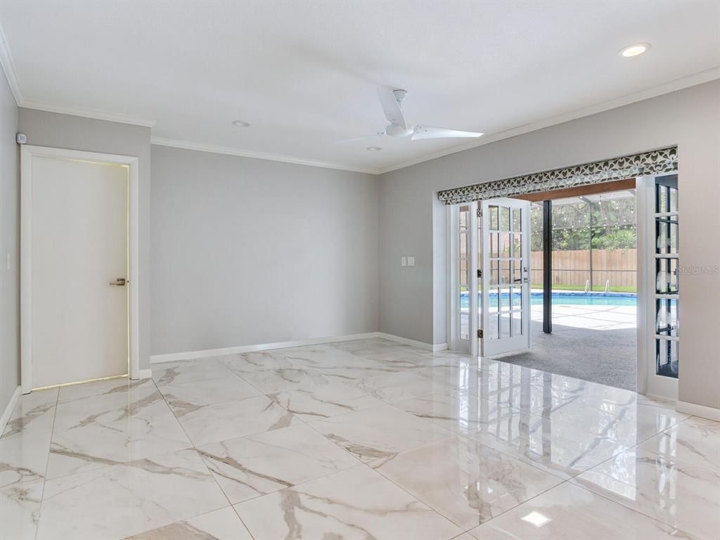 Empty room, Interior, Marble, Recessed Lighting