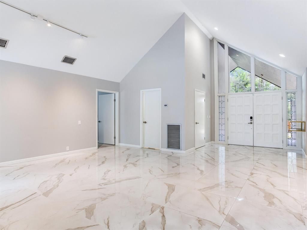 Empty room, Interior, Marble, Recessed Lighting