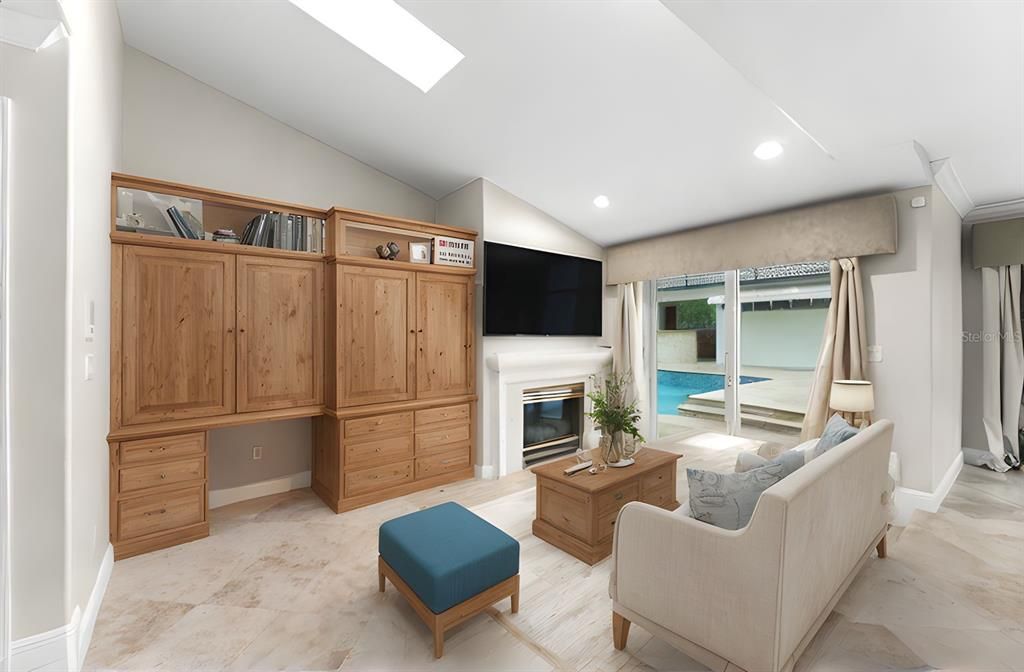 Fireplace, Interior, Recessed Lighting