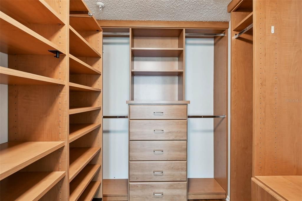 Interior, Walk-in Closets
