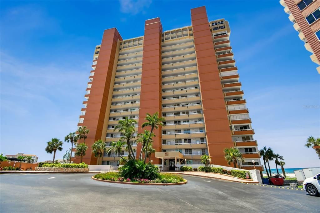 Exterior, Facade, Condo Building