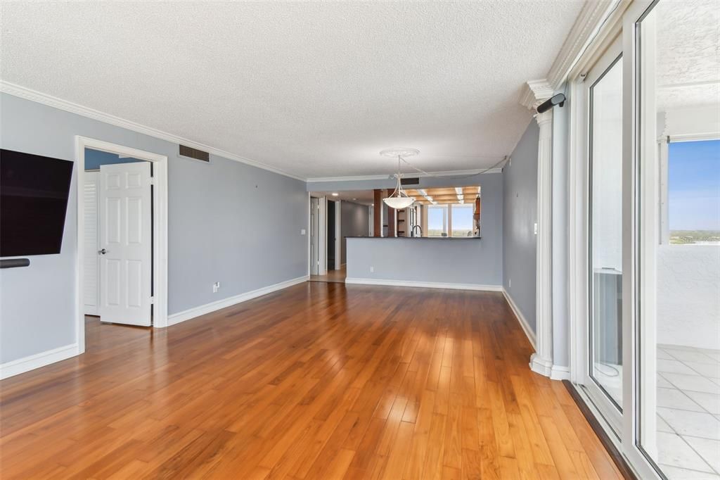 Empty room, Interior, Pendant Lights, Wood Texture Flooring