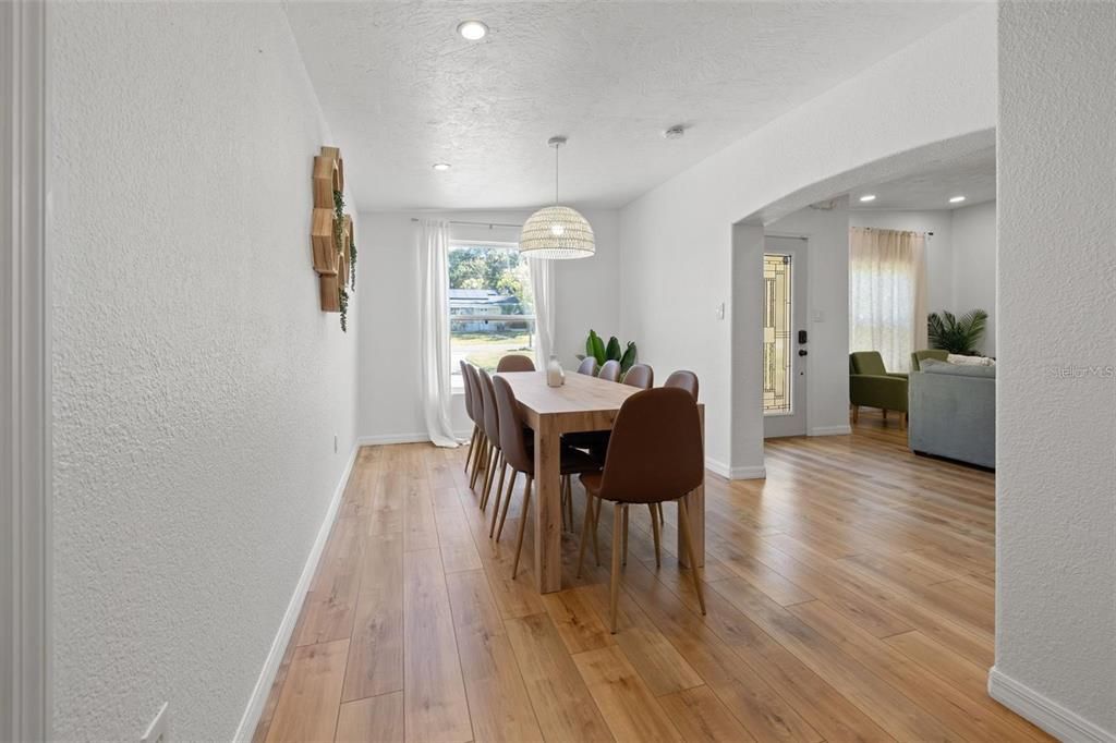 Dining room, Interior, Pendant Lights, Recessed Lighting, Wood Texture Flooring