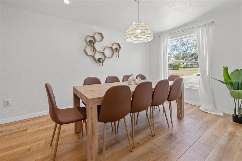 Dining room, Interior, Pendant Lights, Recessed Lighting, Wood Texture Flooring