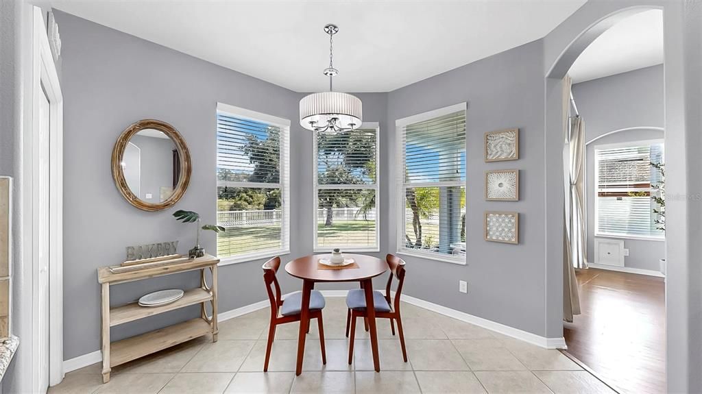 Chandelier, Dining room, Interior, Pendant Lights