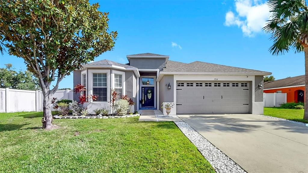 Attached, Backyard, Exterior, Facade, Ranch